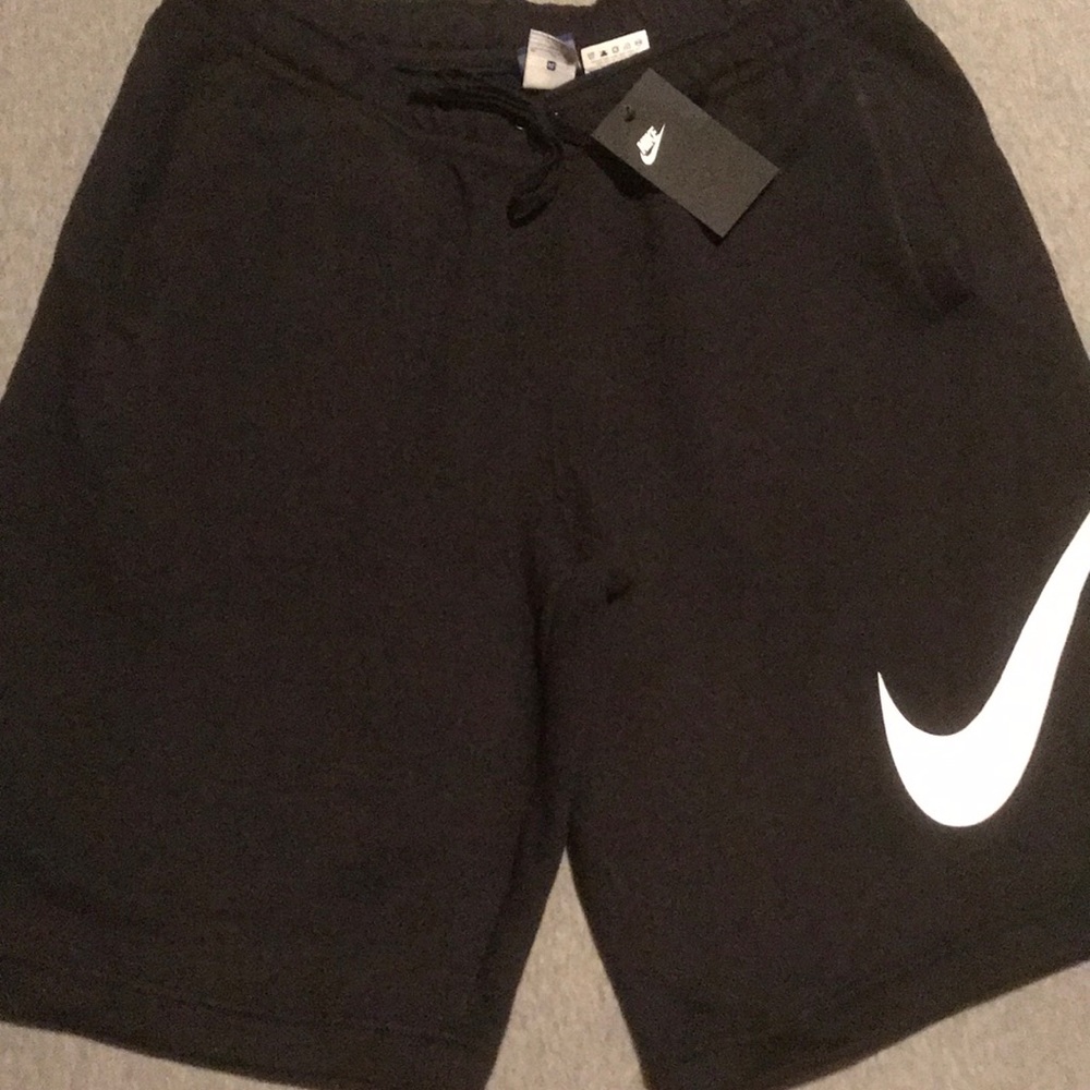 Men’s XL Nike- large logo shorts